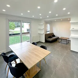 Charmant T3 Avec Balcon Appartement